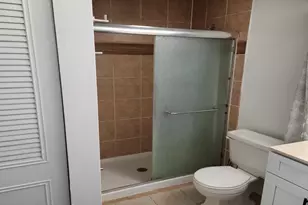 3900 Bayside Dr, Palatine, IL 60074 - Photo 12