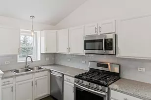 2604 Sheehan Ct, Naperville, IL 60564 - Photo 8