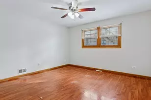 17910 Millstone Rd, Hazel Crest, IL 60429 - Photo 8