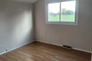 1863 E 172nd St, South Holland, IL 60473 - Photo 8