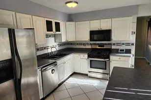 1863 E 172nd St, South Holland, IL 60473 - Photo 12