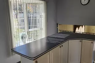 1863 E 172nd St, South Holland, IL 60473 - Photo 10