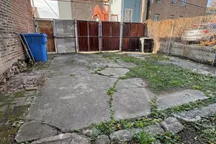 2104 S California Ave, Chicago, IL 60608 - Photo 22