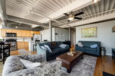 2911 N Western Avenue #513, Chicago, IL 60618 - Photo 6