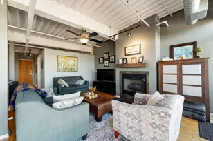 2911 N Western Ave, Chicago, IL 60618 - Photo 4