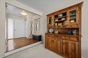 131 Autumn Ct, Buffalo Grove, IL 60089 - Photo 6