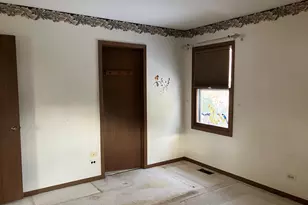 4080 Fir Ct, Hoffman Estates, IL 60192 - Photo 8