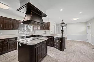 1130 N Stratford Rd, Arlington Heights, IL 60004 - Photo 6