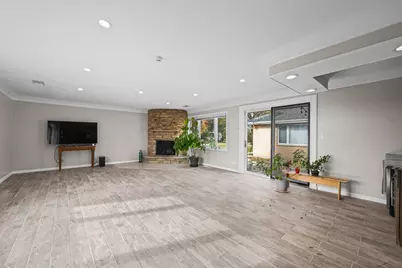 1130 N Stratford Road, Arlington Heights, IL 60004 - Photo 8