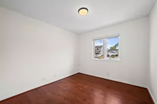 1130 N Stratford Rd, Arlington Heights, IL 60004 - Photo 12