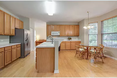 1999 Trevino Terrace, Vernon Hills, IL 60061 - Photo 4