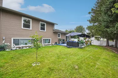 1860 Burr Ridge Drive, Hoffman Estates, IL 60192 - Photo 30