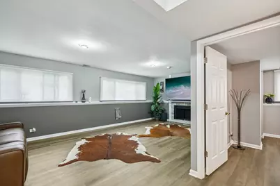 1860 Burr Ridge Drive, Hoffman Estates, IL 60192 - Photo 18