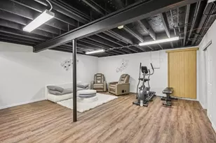 1860 Burr Ridge Dr, Hoffman Estates, IL 60192 - Photo 26