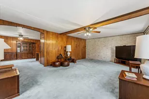 2213 Olen Dr, Mahomet, IL 61853 - Photo 12