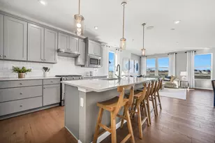 3373 Fulshear Cir, Aurora, IL 60503 - Photo 2