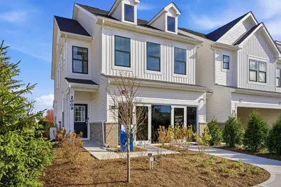 2003 Kensington Lane #01004, Hoffman Estates, IL 60169 - Photo 2