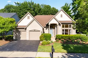 2803 Wildflower Ct, Glenview, IL 60026 - Photo 2