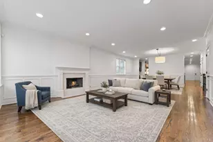 3716 N Kenmore Ave, Chicago, IL 60613 - Photo 2