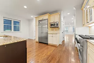 3716 N Kenmore Ave, Chicago, IL 60613 - Photo 8