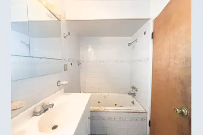 7331 S Carpenter Street, Chicago, IL 60621 - Photo 10