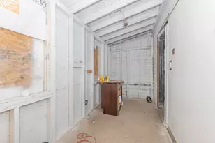 5247 S May St, Chicago, IL 60609 - Photo 18