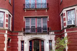 2233 E 70th Pl, Chicago, IL 60649 - Photo 1