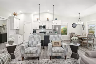 2621 Shale Rd, Normal, IL 61761 - Photo 22