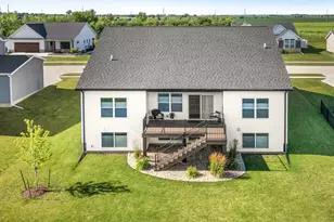 2621 Shale Rd, Normal, IL 61761 - Photo 10