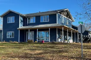 1847 Lakewood Dr, Wilmington, IL 60481 - Photo 2