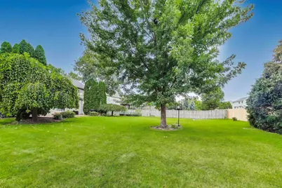 1677 Driftwood Lane, Crystal Lake, IL 60014 - Photo 40