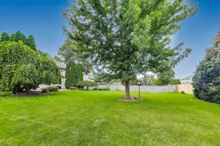 1677 Driftwood Ln, Crystal Lake, IL 60014 - Photo 40