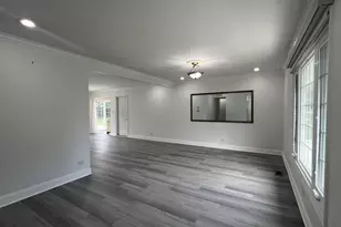 1380 Rosedale Ln, Hoffman Estates, IL 60169 - Photo 2