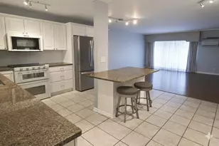 2211 S Stewart Ave, Lombard, IL 60148 - Photo 2