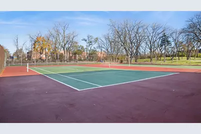 8905 Knight Avenue #211, Des Plaines, IL 60016 - Photo 6