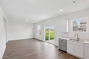 2937 Rushmore Dr, Pingree Grove, IL 60140 - Photo 6