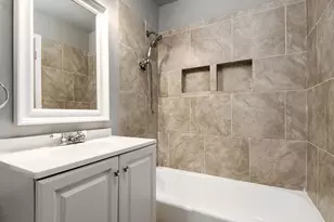 8904 Jody Ln, Des Plaines, IL 60016 - Photo 10