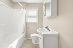 218 S Harrison St, Batavia, IL 60510 - Photo 8