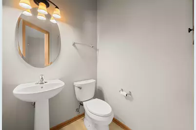 1526 Grand Drive #5, Dekalb, IL 60115 - Photo 12