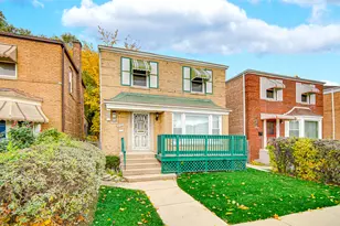 10626 S Prairie Ave, Chicago, IL 60628 - Photo 1