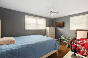 15607 Gouwens Ln, South Holland, IL 60473 - Photo 8