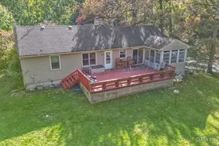 612 Three Oaks Rd, Cary, IL 60013 - Photo 34