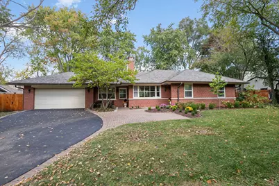 124 W Old Elm Road, Lake Forest, IL 60045 - Photo 1
