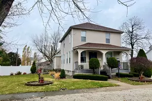 118 N Hartwell St, Gilman, IL 60938 - Photo 1