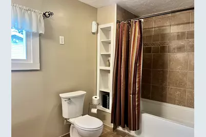 118 N Hartwell Street, Gilman, IL 60938 - Photo 28