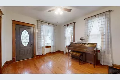 118 N Hartwell Street, Gilman, IL 60938 - Photo 8