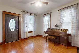 118 N Hartwell St, Gilman, IL 60938 - Photo 8