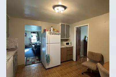 627 W Homer, Freeport, IL 61032 - Photo 12