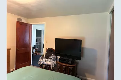 627 W Homer, Freeport, IL 61032 - Photo 8