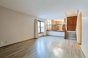 2656 Bloomfield Dr, Lisle, IL 60532 - Photo 14